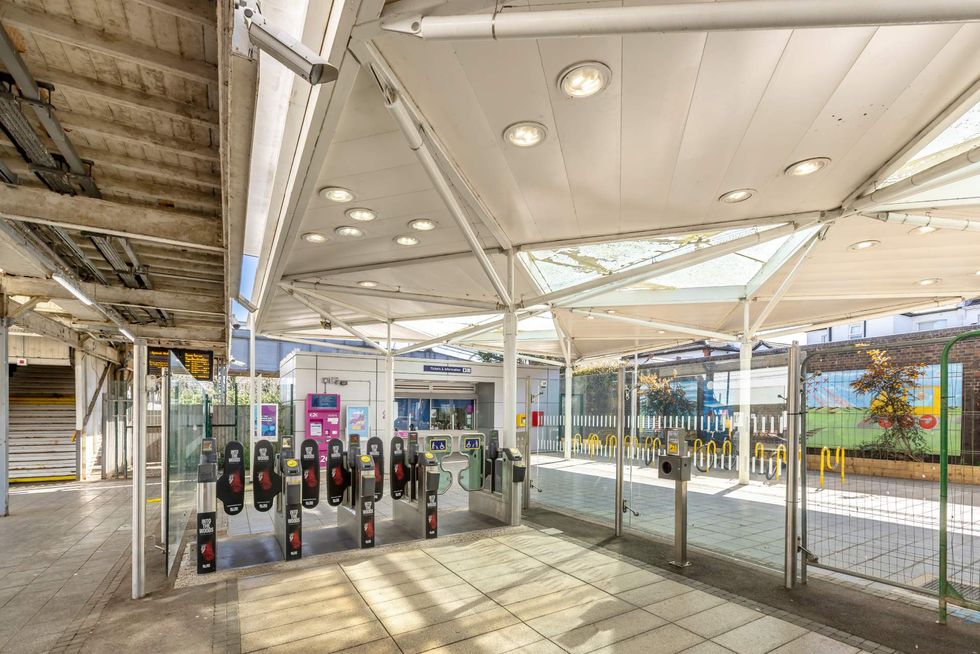  69eb428d74a2e 69eb428d74a30southend East.jpg