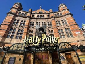  Harry Potter and the Cursed Child play London