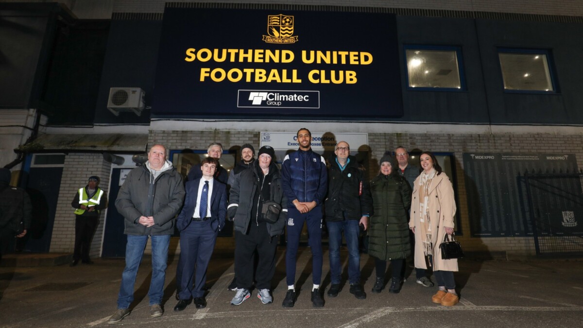  69a8389c70208 69a8389c7020alocal Heroes.jpg