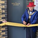 69bd42a617a0c 69bd42a617a21gold Geese Lounge Westcliff (1).jpg